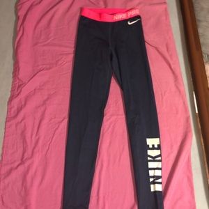 Women’s Nike Pro Leggings